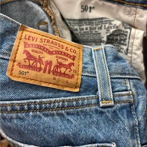 Levi's 501 Relaxed Fit Distressed Denim Jeans 26x30